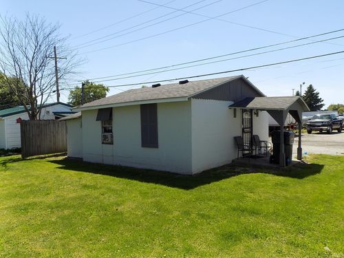 2011 N Lindsay St, Kokomo, IN, 46901-2073 | Card Image