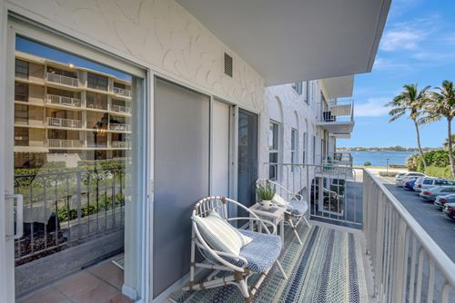 c105-3230 S Ocean Blvd, Palm Beach, FL, 33480-5631 | Card Image
