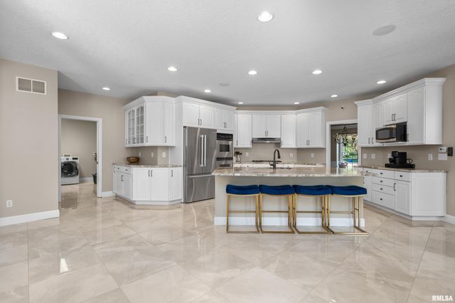 7 Pinehurst Ct, House other with 4 bedrooms, 4 bathrooms and null parking in Coal Valley IL | Image 27