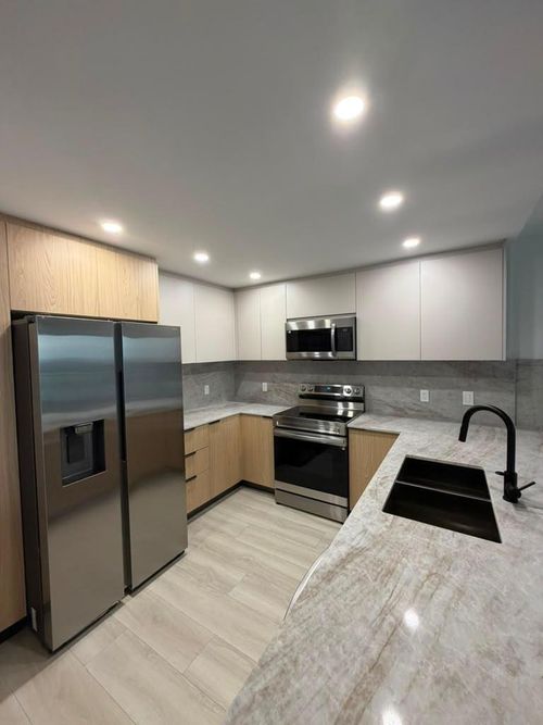 12d-427 Golden Isles Dr, Hallandale Beach, FL, 33009-7546 | Card Image