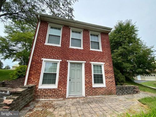 114 North St, LEWISBERRY, PA, 17339-9267 | Card Image