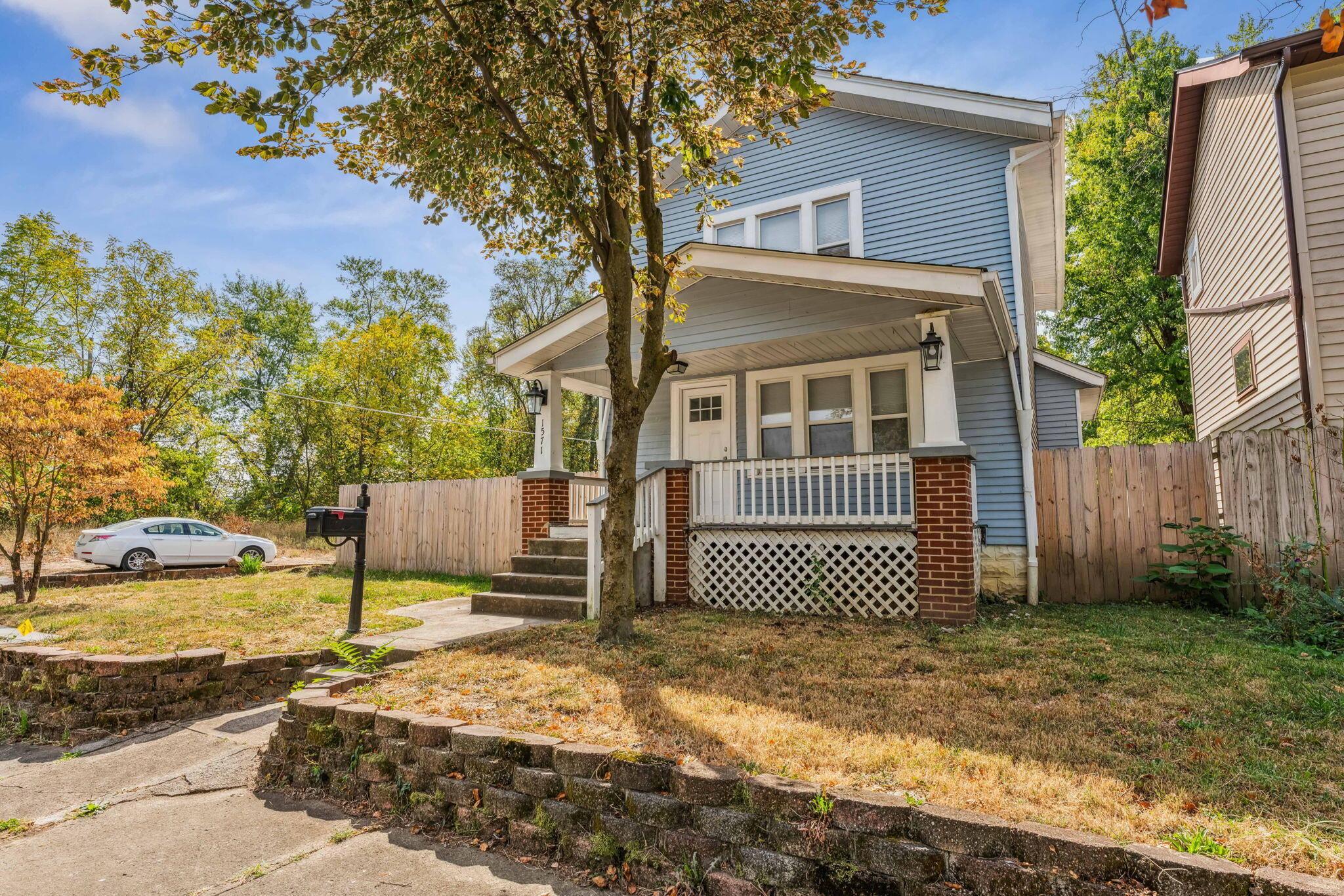 Duxberry Ave, Columbus, OH 43211
