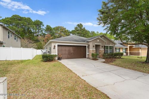 4921 Creek Bluff Ln, Middleburg, FL, 32068-9209 | Card Image