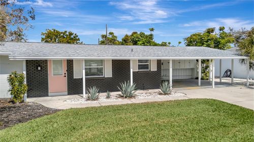 6426 Colonial Dr, SARASOTA, FL, 34231-5828 | Card Image