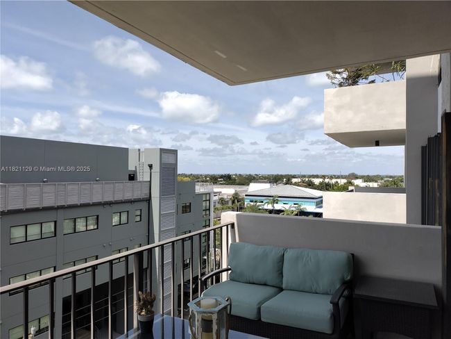APT-706 - 575 Crandon Blvd, Condo with 2 bedrooms, 2 bathrooms and null parking in Key Biscayne FL | Image 10