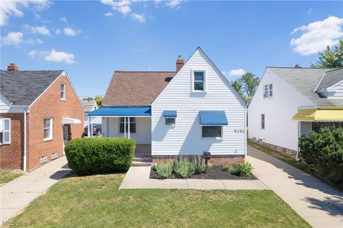 9303 S Highland Ave, Garfield Heights, OH, 44125-2331 | Card Image