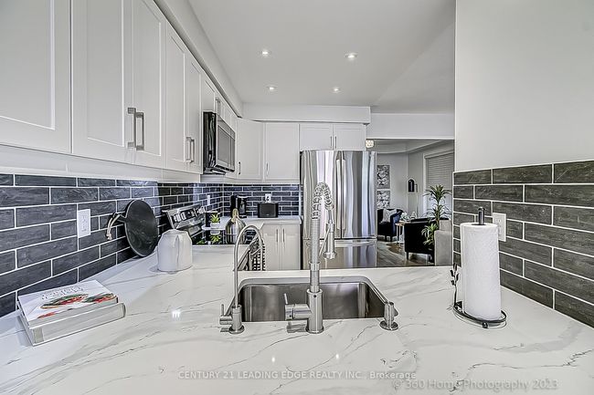 4 Brind Sheridan Crt, House attached with 4 bedrooms, 3 bathrooms and 1 parking in Ajax ON | Image 14
