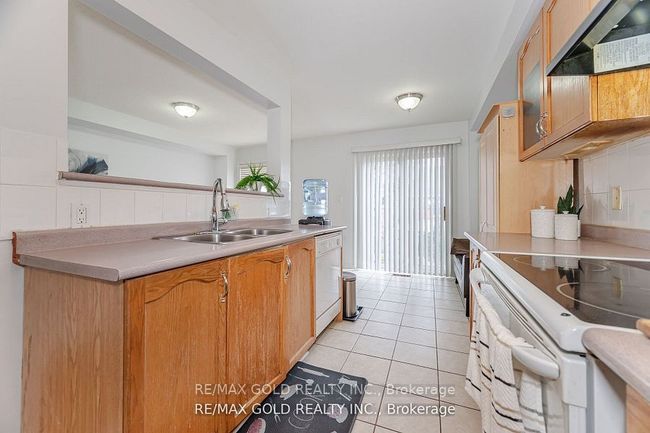 39 - 2 Clay Brick Crt, Condo with 3 bedrooms, 3 bathrooms and 1 parking in Brampton ON | Image 17