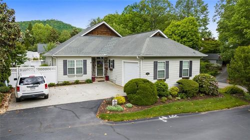 419 Long View Cir, Hiawassee, GA, 30546-3454 | Card Image
