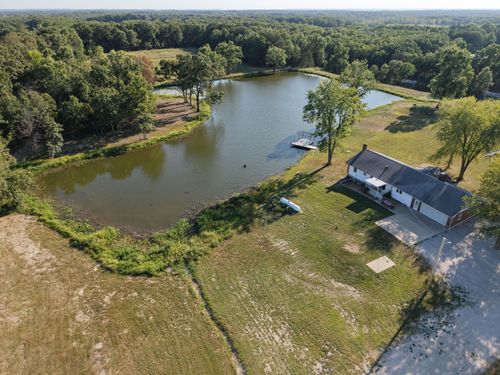 186 S Highway 19, NEW FLORENCE, MO, 63363-2701 | Card Image