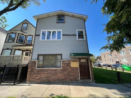 apt-2r-2956 N Hamlin Ave, Chicago, IL, 60618-7264 | Card Image