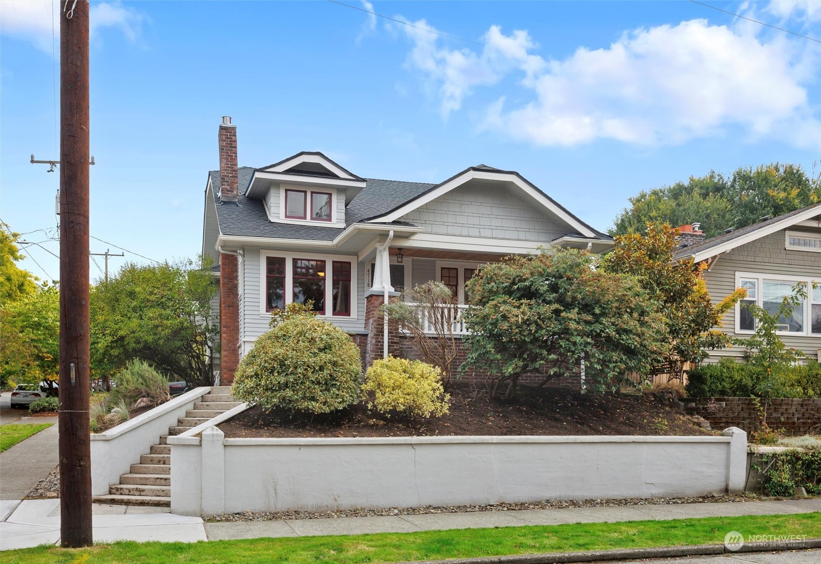 Wallingford Ave, Seattle, WA 98103