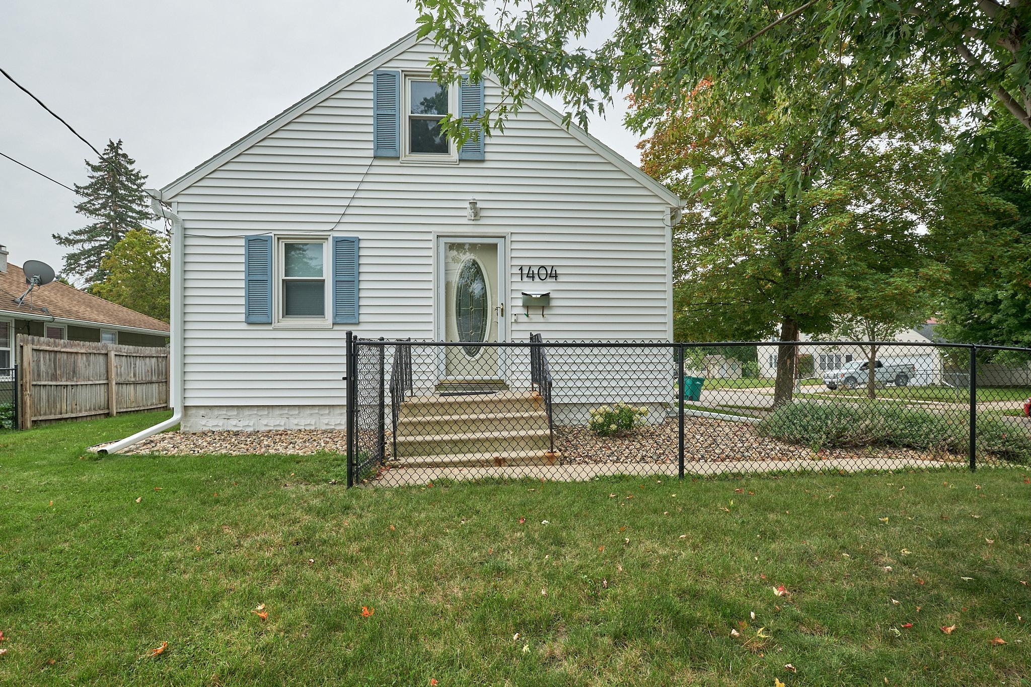 4th St, Rochester, MN 55906