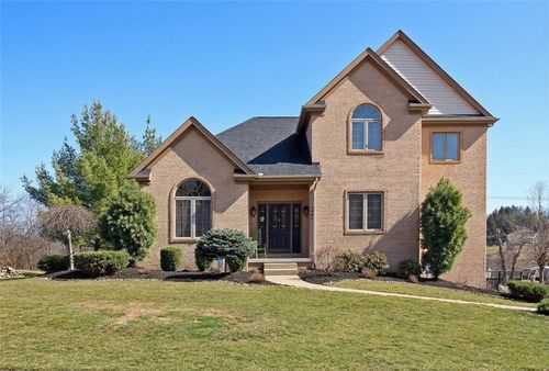 702 Magnolia Ln, Cranberry Twp, PA, 16066-2852 | Card Image