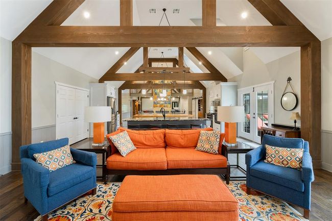 17042 State Highway 21 E, Home with 7 bedrooms, 9 bathrooms and 3 parking in Grapeland TX | Image 11