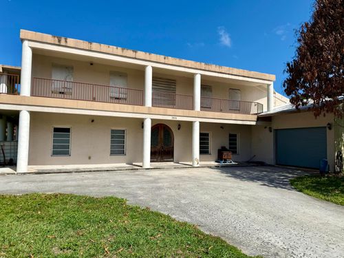 1806 S 29th St, Fort Pierce, FL, 34947-6949 | Card Image