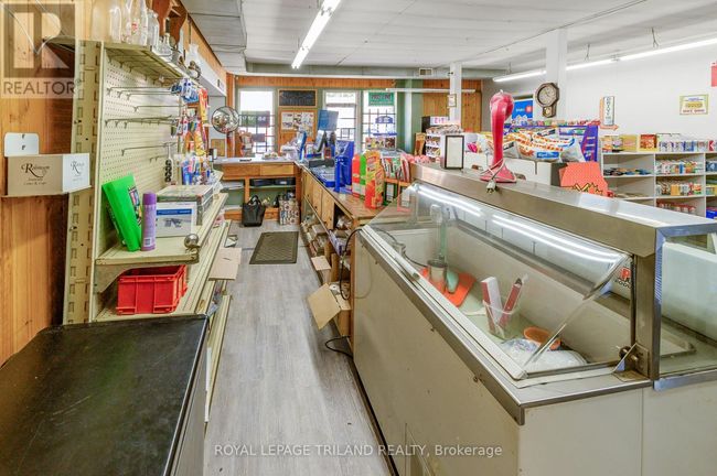 288 King St S, Home with 0 bedrooms, 0 bathrooms and null parking in Highgate ON | Image 21