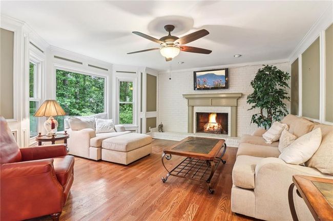 7412 Mid Broadwell Trce, House other with 5 bedrooms, 4 bathrooms and 2 parking in alpharetta GA | Image 5