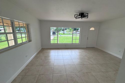 2416 Kentucky St, West Palm Beach, FL, 33406-4451 | Card Image