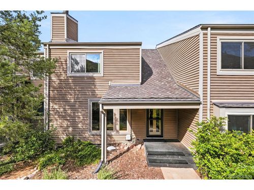 6846 Surrey Trl, Littleton, CO, 80125-9215 | Card Image