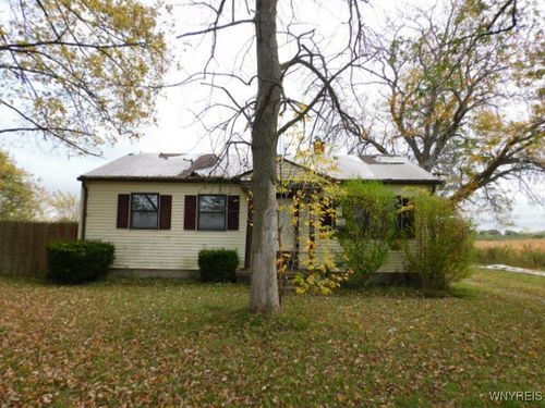 6165 Raymond Rd, Lockport, NY, 14094-7941 | Card Image
