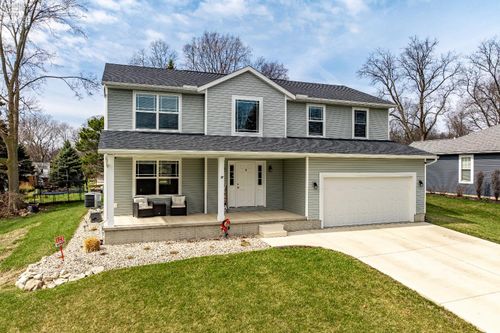 3712 N Delwood Dr, Port Clinton, OH, 43452-9722 | Card Image