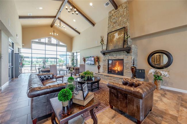 The clubhouse is a great place for receptions, birthdays and get togethers with friends. | Image 27