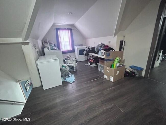 Unit 3 3rd floor open area | Image 47