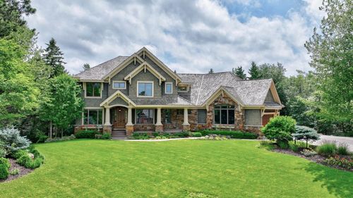 7379 124th St, Chippewa Falls, WI, 54729-3064 | Card Image