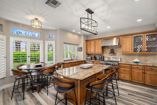 230 Augusta Dr, Palm Desert, CA, 92211-1728 | Card Image