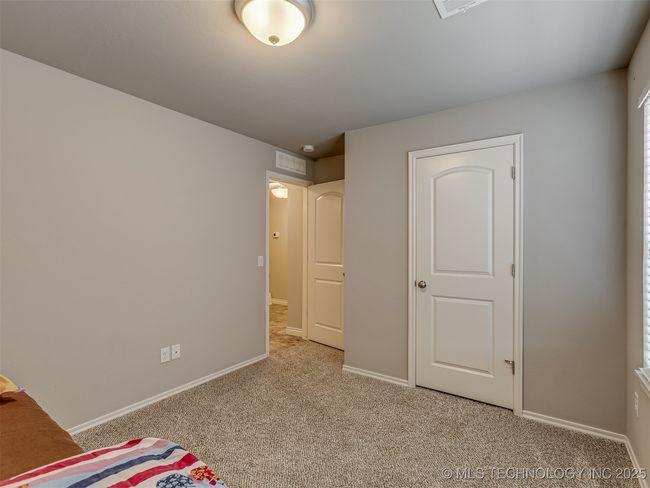 13 Evermore Ln, House other with 3 bedrooms, 2 bathrooms and null parking in Yukon OK | Image 31