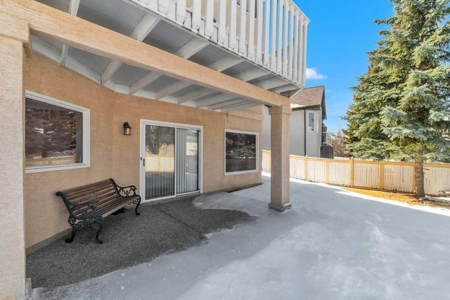 121 Patterson Mount Sw, House other with 5 bedrooms, 4 bathrooms and 4 parking in Calgary AB | Image 41