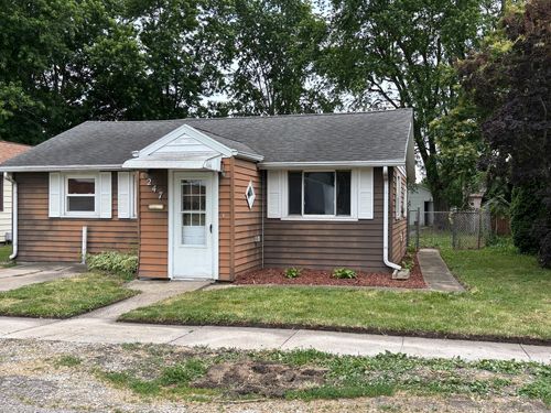 247 E Holmes Street, Paxton, IL, 60957 | Card Image