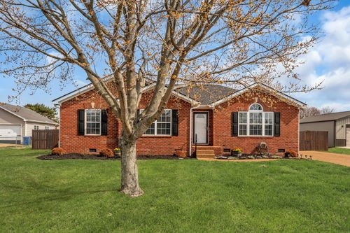 115 Irish Oaks Dr, Portland, TN, 37148-2250 | Card Image