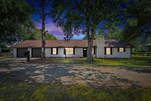 9884 Cherokee Trl, Quinlan, TX, 75474-5115 | Card Image