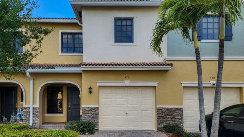 470-470 Ne 194th Ter, Miami, FL, 33179-3996 | Card Image