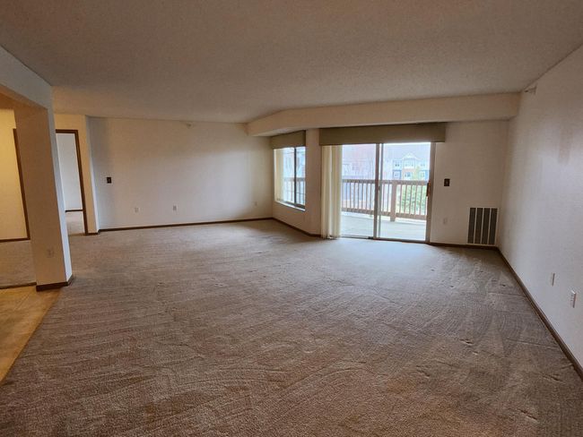 Family room 3.jpg | Image 8