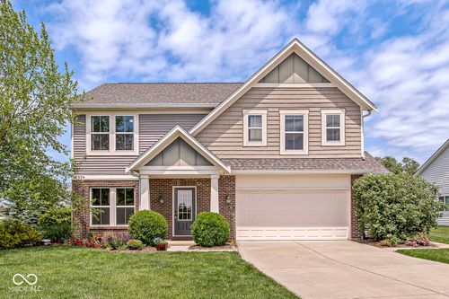 5654 W Woodstock Trl, Mccordsville, IN, 46055-8013 | Card Image