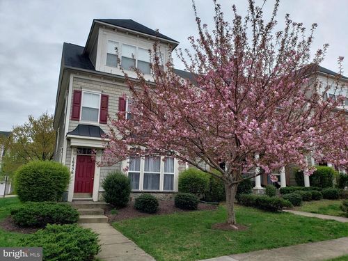 16456 Kenneweg Ct, WOODBRIDGE, VA, 22191-6352 | Card Image