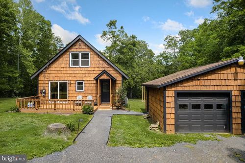 224 Cardinal Dr, Luray, VA, 22835-5801 | Card Image