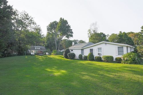 70 Cottage Rd, Newbury, MA, 01951-2305 | Card Image
