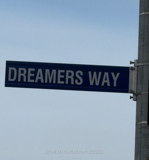 618-30 Dreamers Way, Toronto, ON, M5A2G5 | Card Image