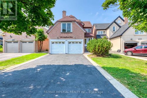 4303 Mayflower Drive, Mississauga (Hurontario), ON, L5R1T7 | Card Image