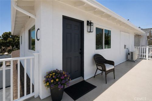 c-522 17th St, Huntington Beach, CA, 92648-4067 | Card Image