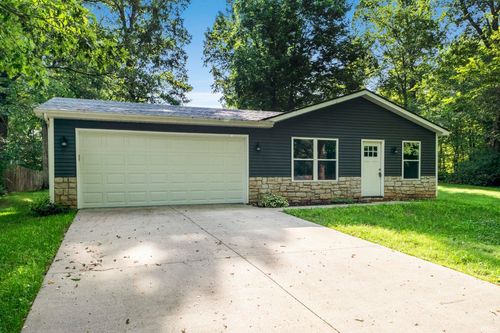 9304 N Oak Shore Dr, Rome City, IN, 46784-9762 | Card Image