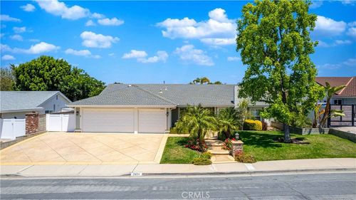 2934 Globe Ave, Thousand Oaks, CA, 91360-2908 | Card Image