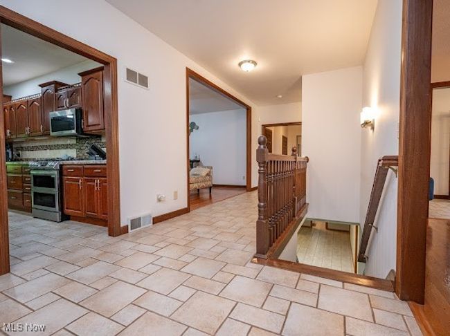 6904 Ruby Court, House other with 4 bedrooms, 4 bathrooms and null parking in Austintown OH | Image 24