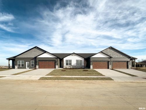 5925 Butterfield Ct, Bettendorf, IA, 52722 | Card Image