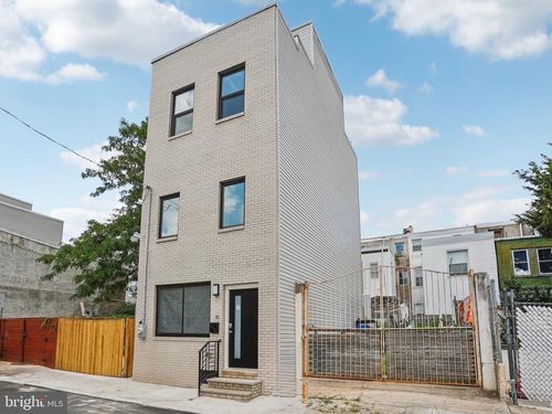 2227-2225 N Waterloo St, PHILADELPHIA, PA, 19133-3743 | Card Image