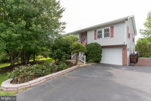 933 Boyle Road, FAIRFIELD, PA, 17320 | Card Image